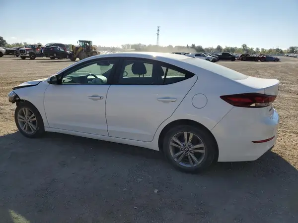 KMHD84LF9HU305532 2017 HYUNDAI ELANTRA - Image 2