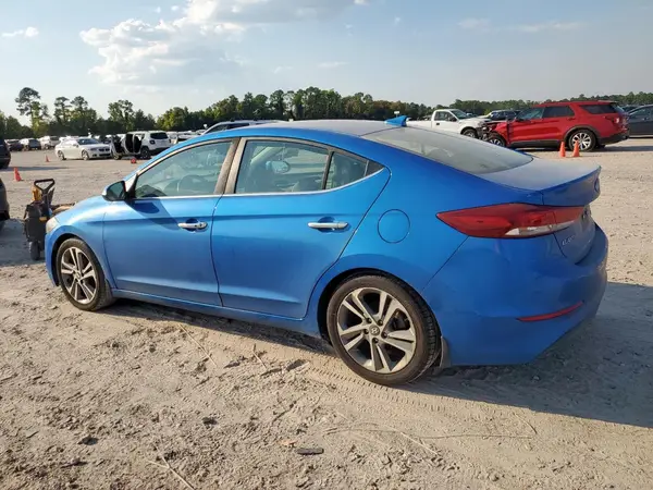 KMHD84LF9HU354830 2017 HYUNDAI ELANTRA - Image 2