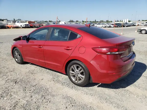 KMHD84LF9HU358828 2017 HYUNDAI ELANTRA - Image 2