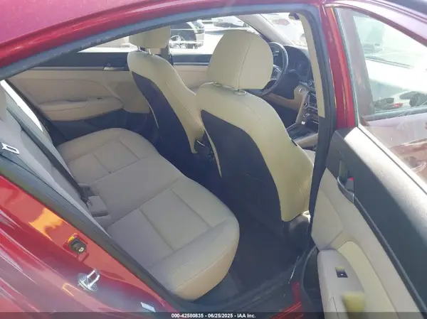 KMHD84LF9HU361809 2017 HYUNDAI ELANTRA - Image 8