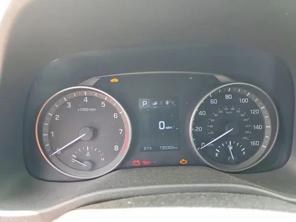 KMHD84LF9HU365472 2017 HYUNDAI ELANTRA - Image 8