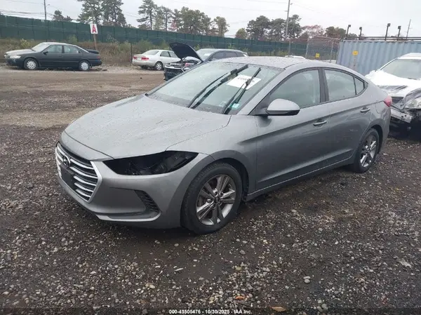 KMHD84LF9HU371207 2017 HYUNDAI ELANTRA - Image 2