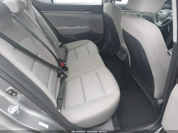 KMHD84LF9HU371207 2017 HYUNDAI ELANTRA - Image 8