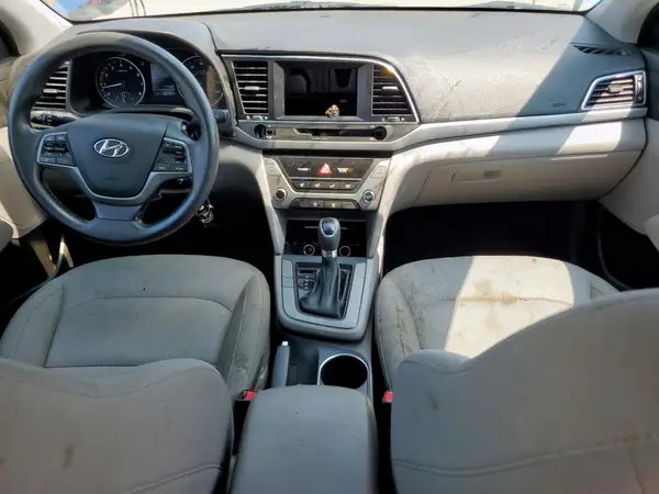 KMHD84LF9HU371823 2017 HYUNDAI ELANTRA - Image 8