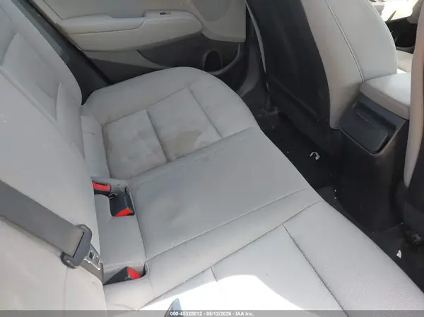 KMHD84LF9HU386659 2017 HYUNDAI ELANTRA - Image 8