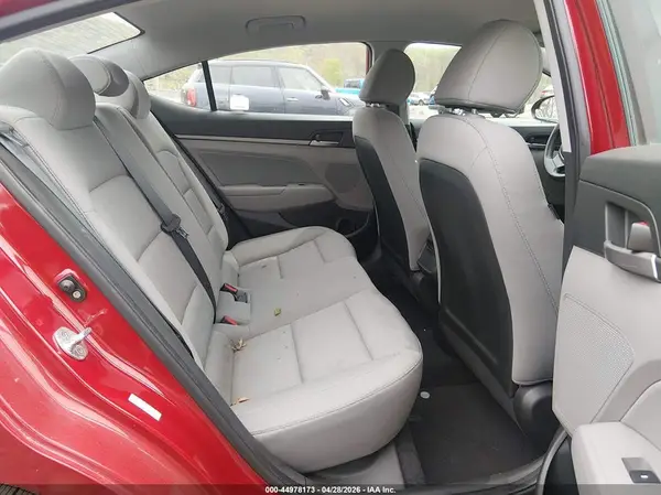 KMHD84LF9HU396253 2017 HYUNDAI ELANTRA - Image 8