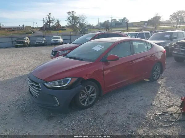 KMHD84LF9HU397922 2017 HYUNDAI ELANTRA - Image 2