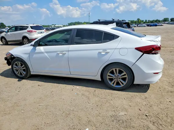KMHD84LF9HU398245 2017 HYUNDAI ELANTRA - Image 2