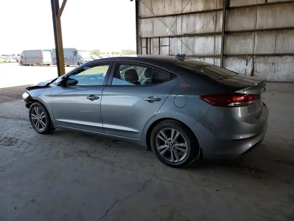 KMHD84LF9HU401306 2017 HYUNDAI ELANTRA - Image 2