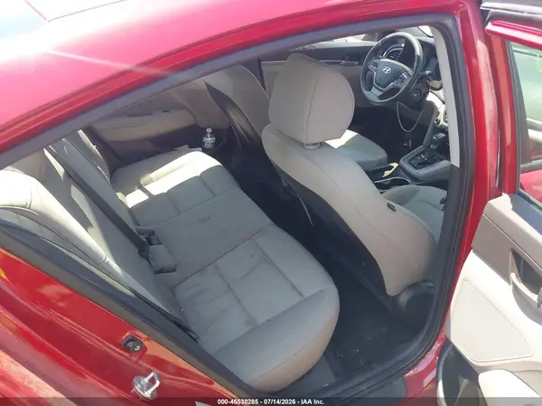 KMHD84LF9HU401631 2017 HYUNDAI ELANTRA - Image 8