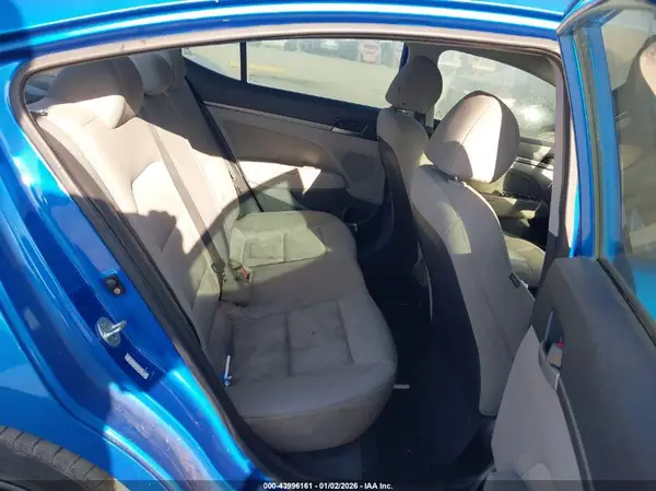 KMHD84LF9HU401788 2017 HYUNDAI ELANTRA - Image 8
