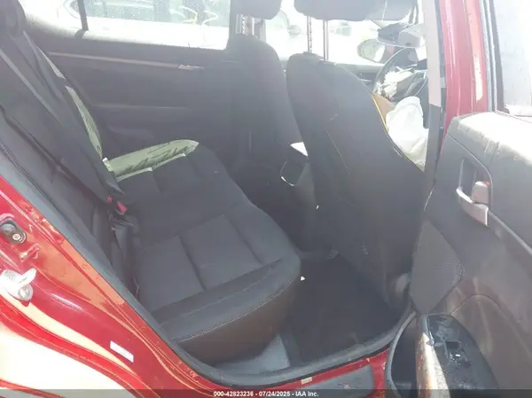 KMHD84LF9HU409311 2017 HYUNDAI ELANTRA - Image 8