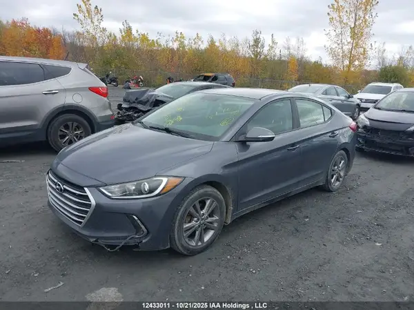 KMHD84LF9HU418462 2017 HYUNDAI ELANTRA - Image 2