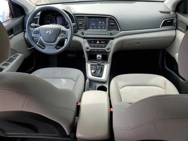 KMHD84LF9HU422513 2017 HYUNDAI ELANTRA - Image 8