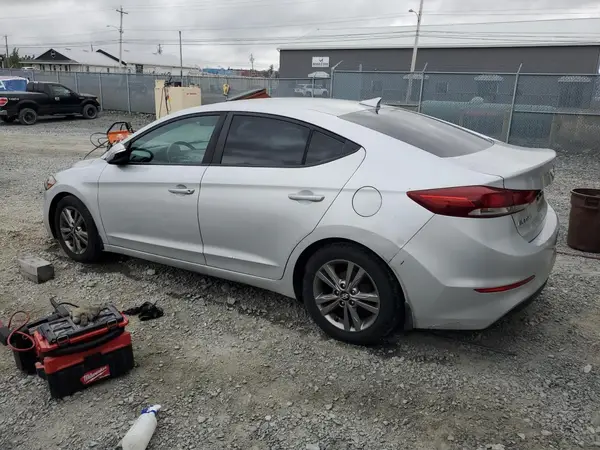 KMHD84LF9HU426240 2017 HYUNDAI ELANTRA - Image 2