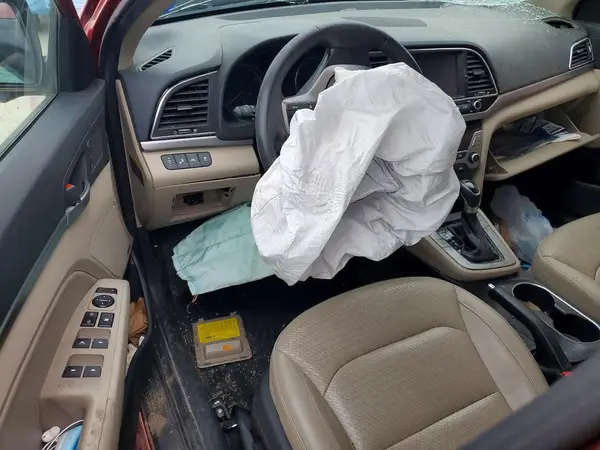 KMHD84LF9JU451841 2018 HYUNDAI ELANTRA - Image 8