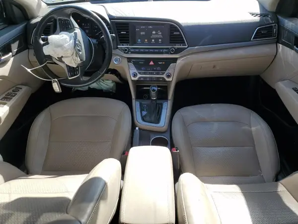 KMHD84LF9JU452553 2018 HYUNDAI ELANTRA - Image 8