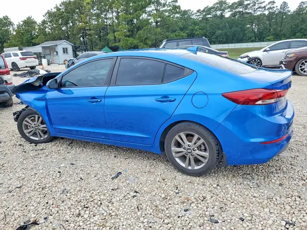 KMHD84LF9JU453265 2018 HYUNDAI ELANTRA - Image 2