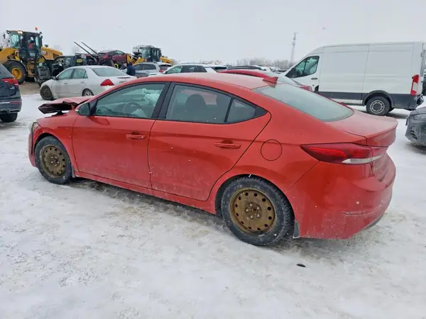 KMHD84LF9JU454044 2018 HYUNDAI ELANTRA - Image 2