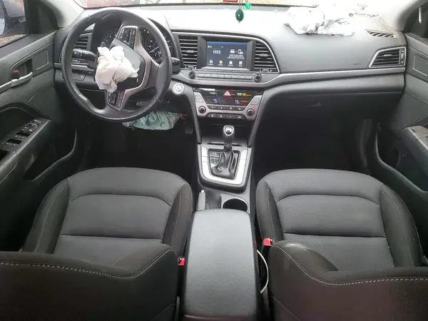 KMHD84LF9JU468770 2018 HYUNDAI ELANTRA - Image 8