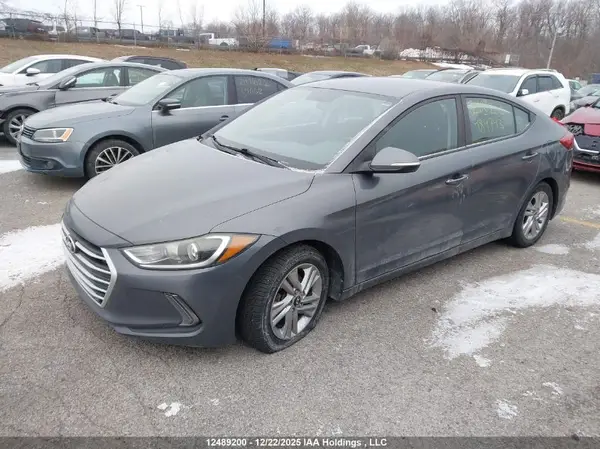 KMHD84LF9JU484743 2018 HYUNDAI ELANTRA - Image 2