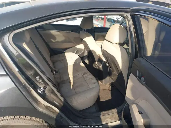 KMHD84LF9JU493152 2018 HYUNDAI ELANTRA - Image 8