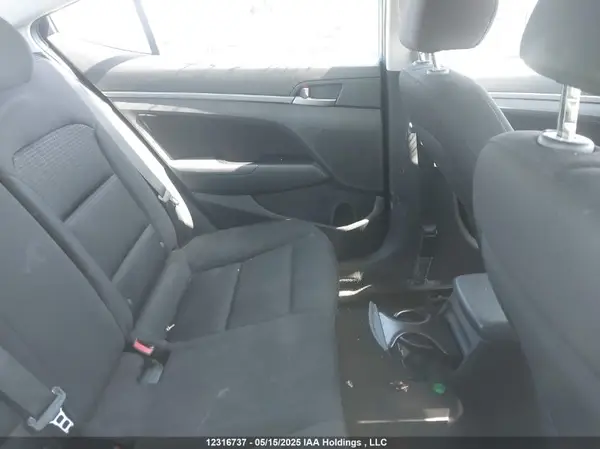 KMHD84LF9JU497458 2018 HYUNDAI ELANTRA - Image 8