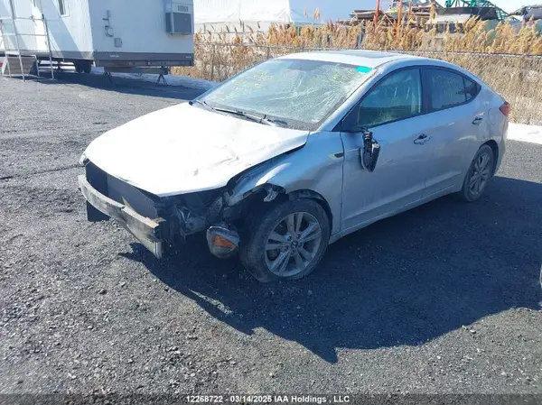 KMHD84LF9JU499596 2018 HYUNDAI ELANTRA - Image 2