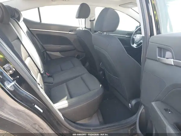 KMHD84LF9JU503033 2018 HYUNDAI ELANTRA - Image 8