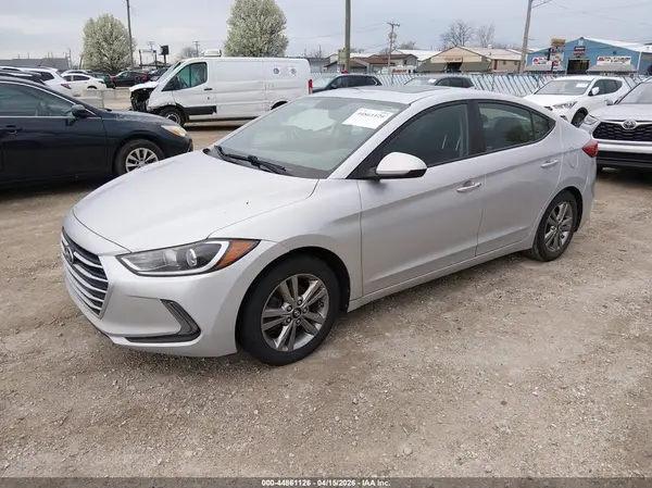KMHD84LF9JU505381 2018 HYUNDAI ELANTRA - Image 2