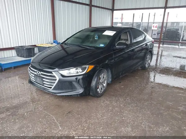 KMHD84LF9JU510130 2018 HYUNDAI ELANTRA - Image 2
