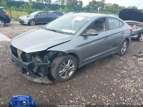 KMHD84LF9JU511889 2018 HYUNDAI ELANTRA - Image 2