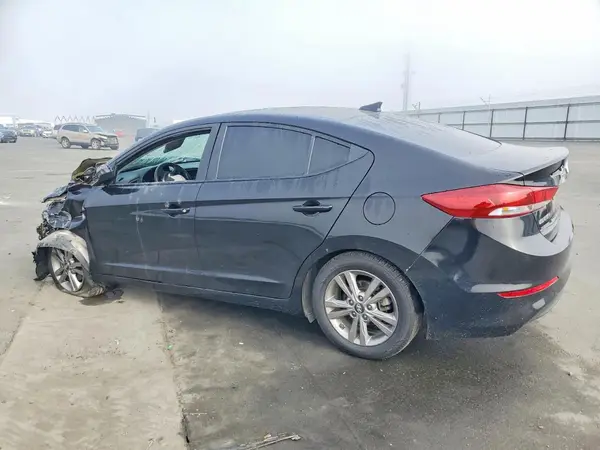 KMHD84LF9JU543466 2018 HYUNDAI ELANTRA - Image 2
