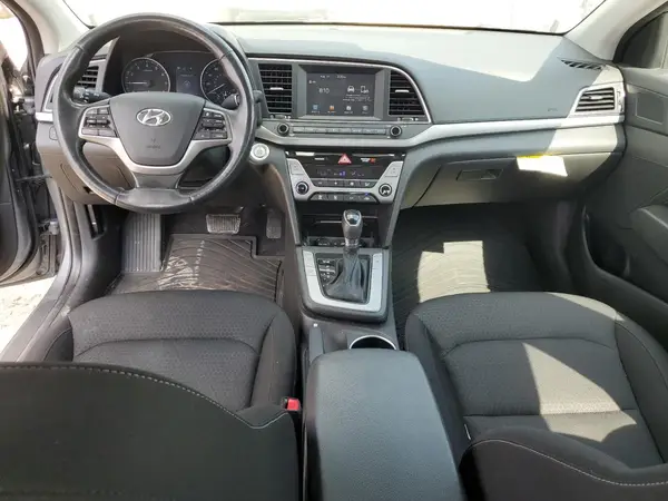KMHD84LF9JU554645 2018 HYUNDAI ELANTRA - Image 8
