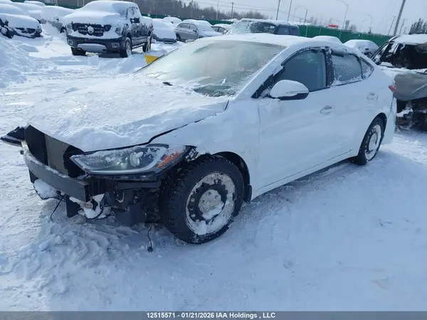 KMHD84LF9JU558825 2018 HYUNDAI ELANTRA - Image 2