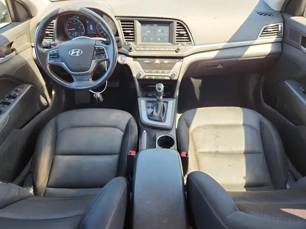 KMHD84LF9JU562938 2018 HYUNDAI ELANTRA - Image 8