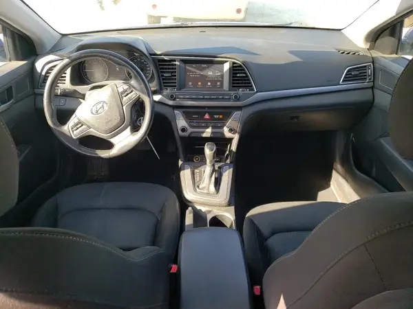 KMHD84LF9JU571588 2018 HYUNDAI ELANTRA - Image 8