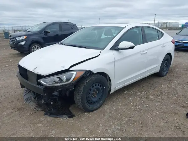 KMHD84LF9JU581036 2018 HYUNDAI ELANTRA - Image 2