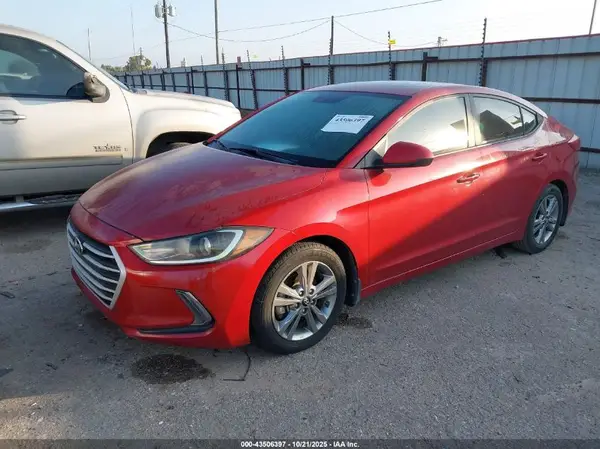 KMHD84LF9JU596393 2018 HYUNDAI ELANTRA - Image 2