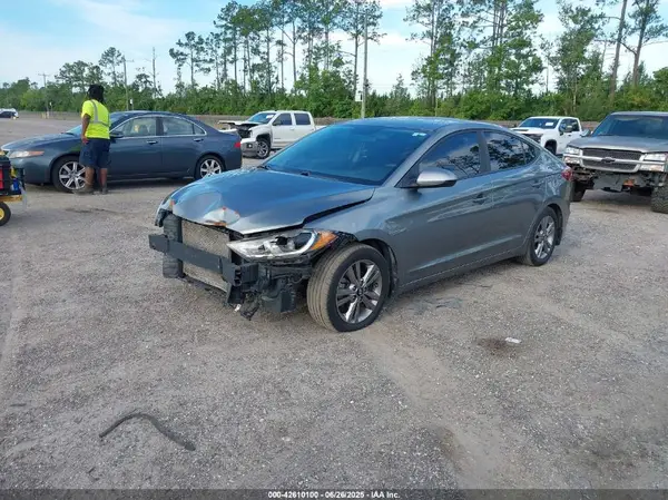 KMHD84LF9JU608719 2018 HYUNDAI ELANTRA - Image 2