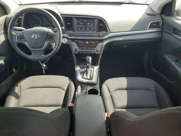 KMHD84LF9JU609577 2018 HYUNDAI ELANTRA - Image 8