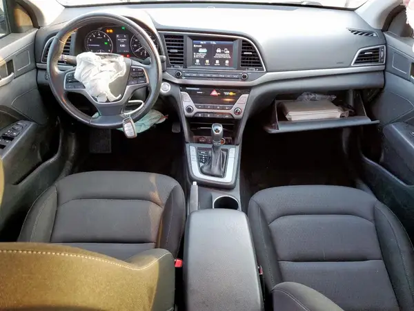 KMHD84LF9JU610437 2018 HYUNDAI ELANTRA - Image 8