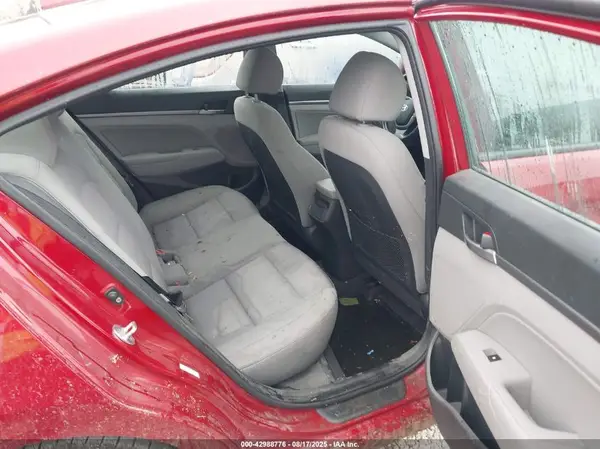 KMHD84LF9JU615461 2018 HYUNDAI ELANTRA - Image 8