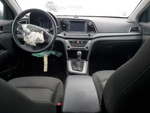 KMHD84LF9JU619123 2018 HYUNDAI ELANTRA - Image 8