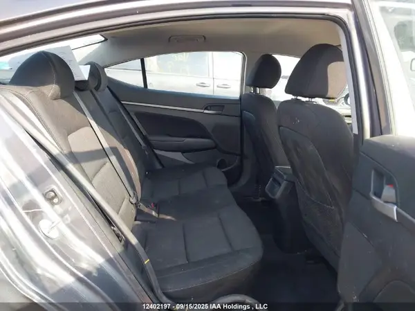 KMHD84LF9JU637279 2018 HYUNDAI ELANTRA - Image 8