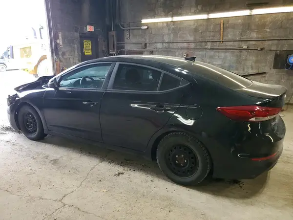 KMHD84LF9JU640974 2018 HYUNDAI ELANTRA - Image 2