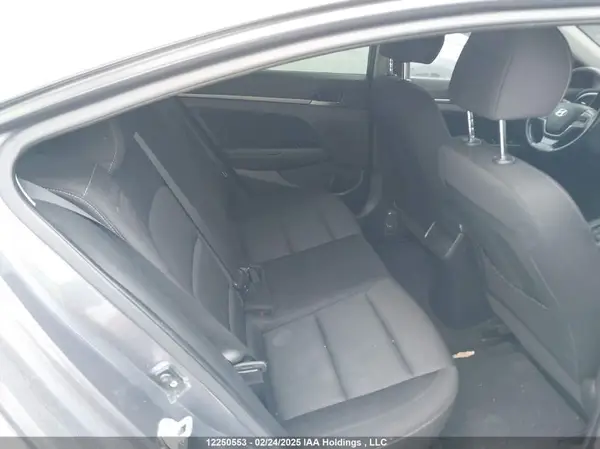 KMHD84LF9JU650128 2018 HYUNDAI ELANTRA - Image 8