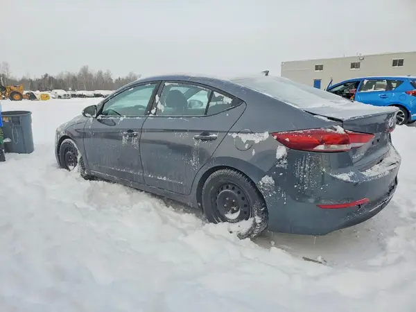 KMHD84LF9JU651196 2018 HYUNDAI ELANTRA - Image 2