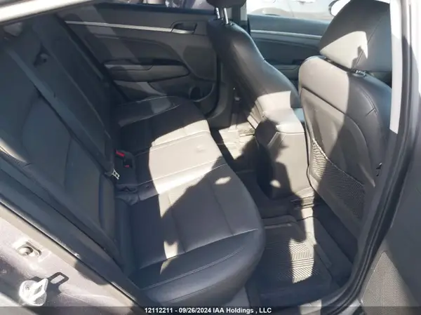 KMHD84LF9JU651375 2018 HYUNDAI ELANTRA - Image 8