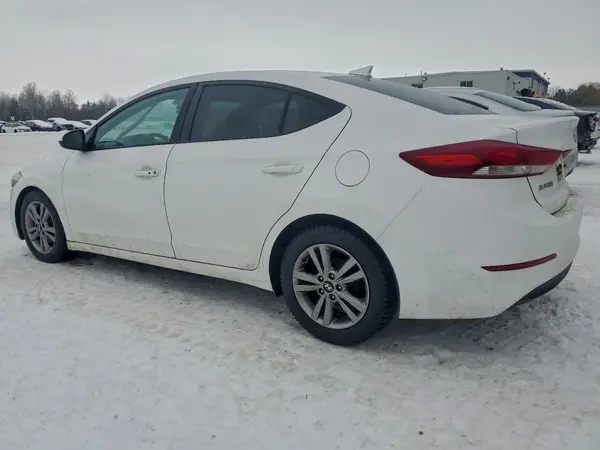 KMHD84LF9JU654454 2018 HYUNDAI ELANTRA - Image 2